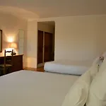 Otel Logis Restaurant - Le Clos Deauville Gatien 3*