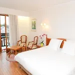 Logis Restaurant - Le Clos Deauville Gatien 3* Saint-Gâtien-des-Bois