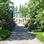 Logis Restaurant - Le Clos Deauville Gatien Otel 3*