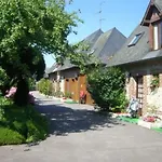 Logis Restaurant - Le Clos Deauville Gatien Otel Saint-Gâtien-des-Bois