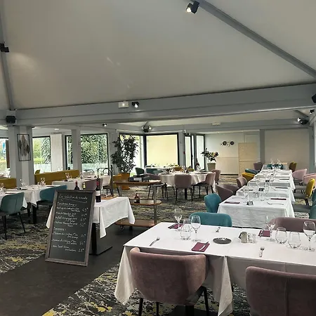 Logis Restaurant - Le Clos Deauville Gatien ホテル Saint-Gâtien-des-Bois