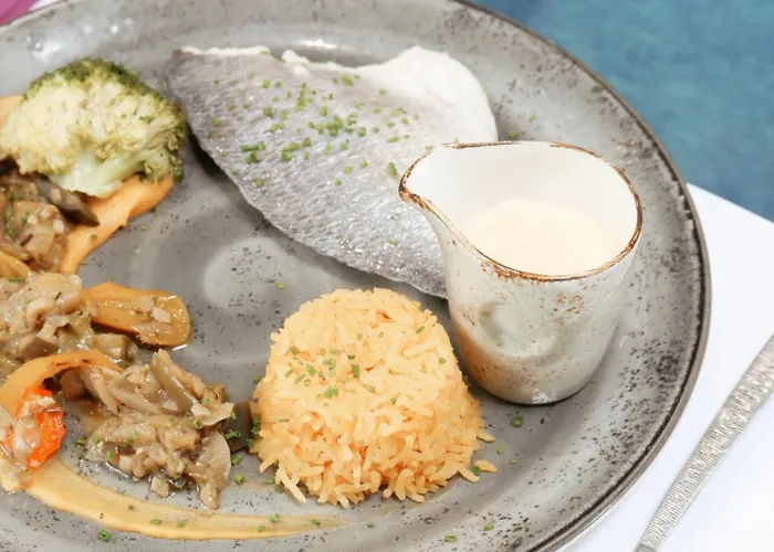 Logis Restaurant - Le Clos Deauville Gatien