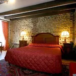 Logis Restaurant - Le Clos Deauville Gatien Hotel Saint-Gâtien-des-Bois