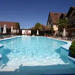Logis Restaurant - Le Clos Deauville Gatien Hotel