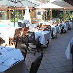 Hotel Logis Restaurant - Le Clos Deauville Gatien