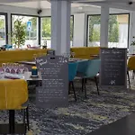 Logis Restaurant - Le Clos Deauville Gatien Hotel 3*