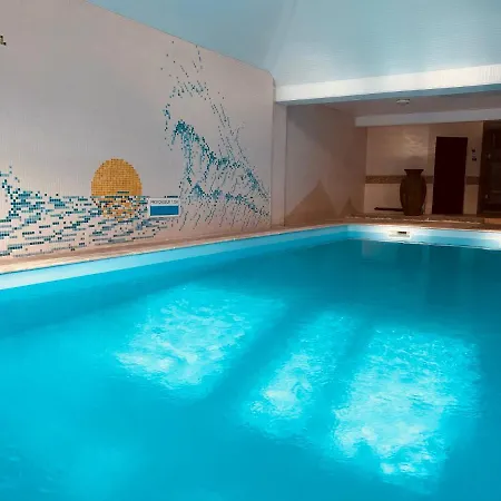 Logis Le Clos Deauville Gatien 3*
