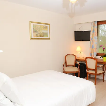 Logis Le Clos Deauville Gatien 3*