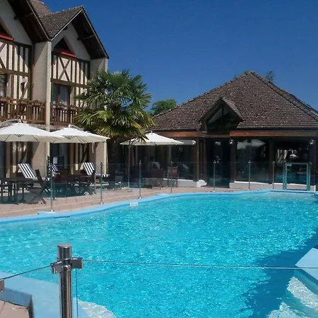 Logis Le Clos Deauville Gatien 3*