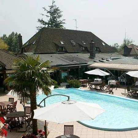 Logis Le Clos Deauville Gatien Hotel 3*
