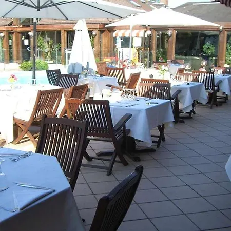 Hotel Logis Le Clos Deauville Gatien Saint-Gâtien-des-Bois