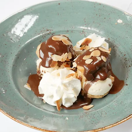 Logis Restaurant - Le Clos Deauville Gatien 3* Saint-Gâtien-des-Bois