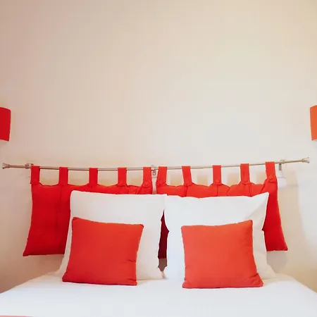 Logis Restaurant - Le Clos Deauville Gatien 3*