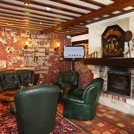 Hotel Logis Restaurant - Le Clos Deauville Gatien Saint-Gâtien-des-Bois
