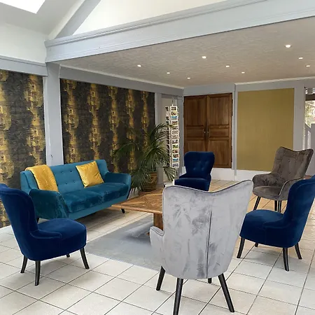 Hotel Logis Le Clos Deauville Gatien
