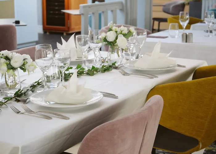 Hotel Logis Restaurant - Le Clos Deauville Gatien