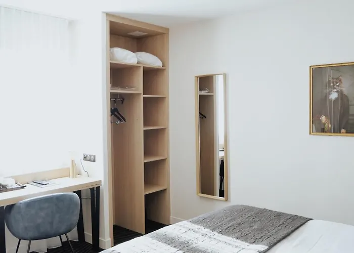 Hotel Logis Le Clos Deauville Gatien Saint-Gatien-des-Bois