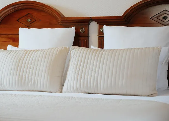 Hotel Logis Le Clos Deauville Gatien 3*