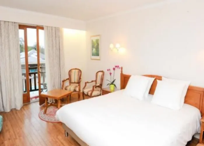 Logis Le Clos Deauville Gatien 3* Saint-Gatien-des-Bois